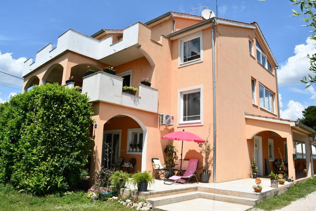 Apartmani Joja Biograd Na Moru Extérieur photo