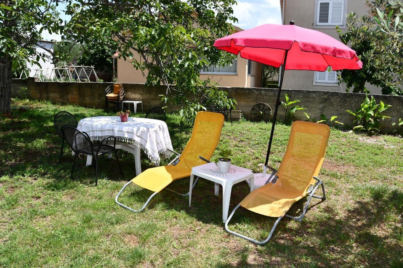 Apartmani Joja Biograd Na Moru Extérieur photo