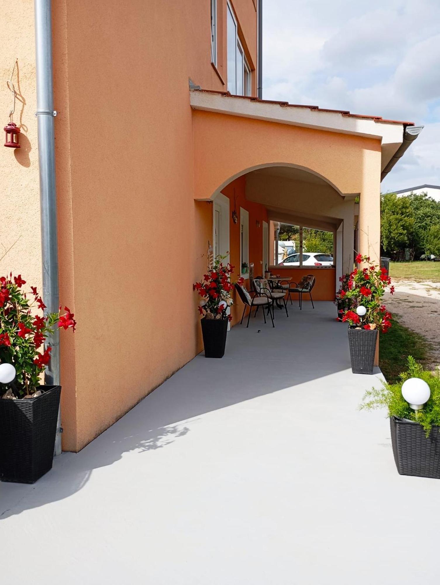Apartmani Joja Biograd Na Moru Extérieur photo
